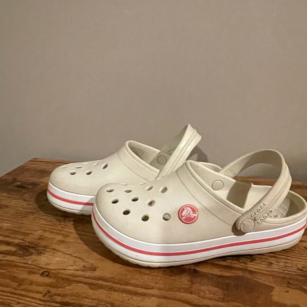 Girls Cream and Pink Crocs